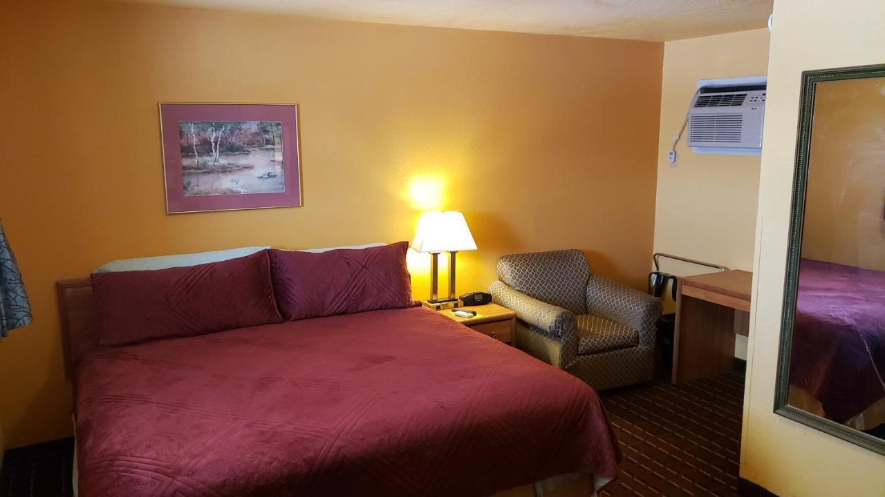 Executive Inn Cisco מראה חיצוני תמונה