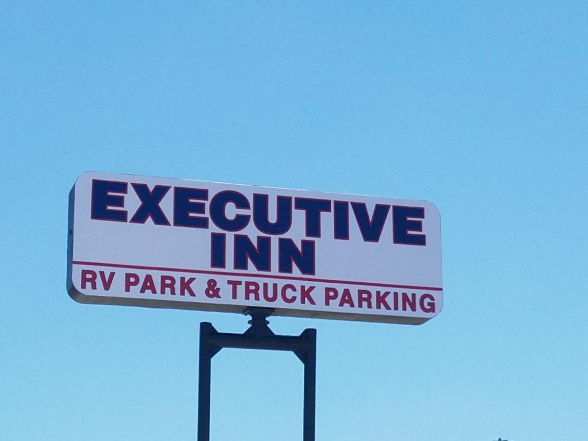 Executive Inn Cisco מראה חיצוני תמונה
